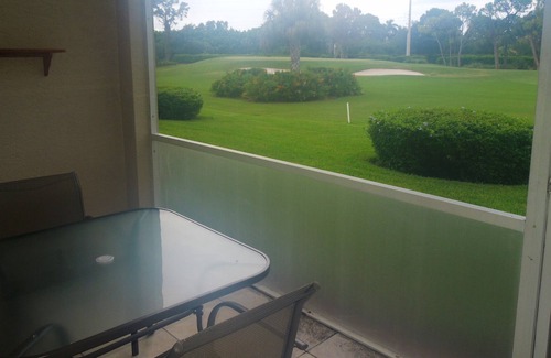 Palmer Ranch Condo | Bright and Spacious Condo on Golf Course