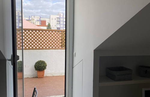 Casal da Ladeira Apartment | Bright and Well Located Studio in Lisbon