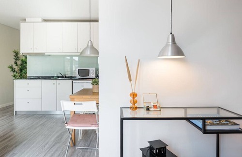 Santa Marinha Apartment | Bright Apartment Next to D. Luis Bridge