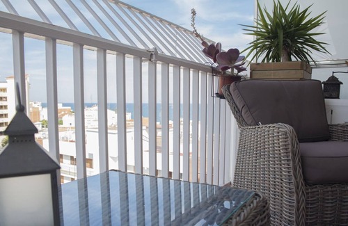 Sant Pol De Mar Apartment | Bright apartment, with sea view, in the center of Sant Pol de Mar