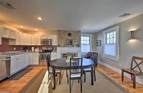 Greenport Apartment | Bright Apartment - 1/2 Mi to Greenport Harbor!
