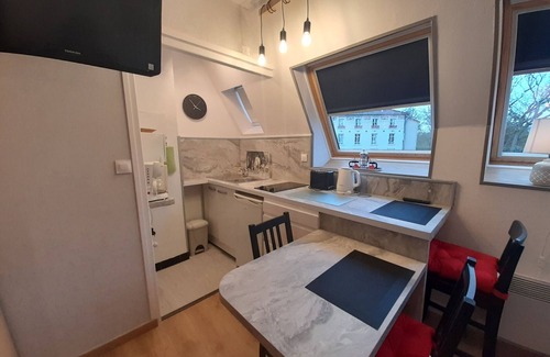 La Roche-Posay Apartment | Bright apartment with air conditioning and WIFI, near Thermes St Roch
