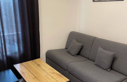 19th Arrondissement Apartment | Bright apartment