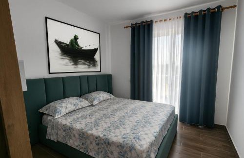 Golem Apartment | Bright Apartment Steps from the Shore