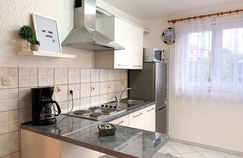 Crikvenica Apartment | Bright apartment with sea view balcony 4 + 1 persons