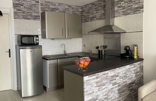 Cap d'Agde Apartment | Bright apartment with breathtaking harbour views! 5 min walk from the beach