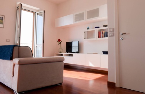 Ortona Apartment | Bright apartment with panoramic views located in the historic center