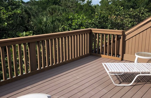 Gulf Pines House | Bright & Beautiful Near-Beach Pet Friendly Home!