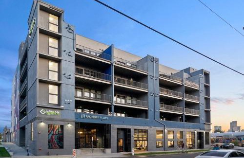 River North Art District House | Bright & Breezy | RiNo Art Lofts