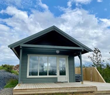 Mosfellsbaer House | Bright cabin close to RVK with a Hot Tub
