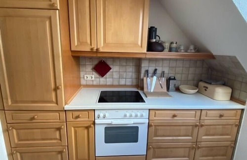 Emden Apartment | Bright, centrally located business apartment with balcony, 61m², max. 2 persons