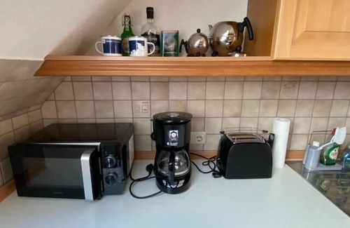 Emden Apartment | Bright, centrally located business apartment with balcony, 61m², max. 2 persons