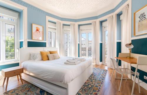 Lisbon Old Town House | Bright City Center, 10m from subway, 6 rooms, up to 20 PPL