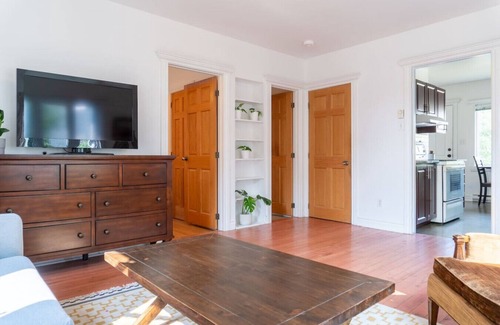 Gatineau Condo | Bright + clean 2-bedroom home in Gatineau, QC