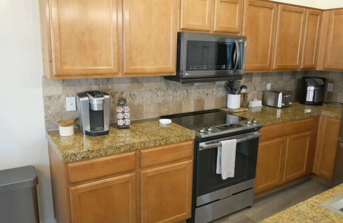 Estrella Vista House | Bright & Clean Oasis Near Goodyear Ballpark