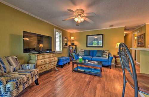 Sarasota Apartment | Bright Coastal Condo Walk to Lido Key Beach!