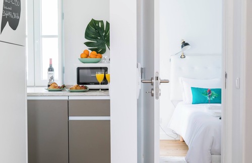 Penha de Franca Condo | Bright, comfortable duplex apartment in a quiet and typical Lisbon neighborhood