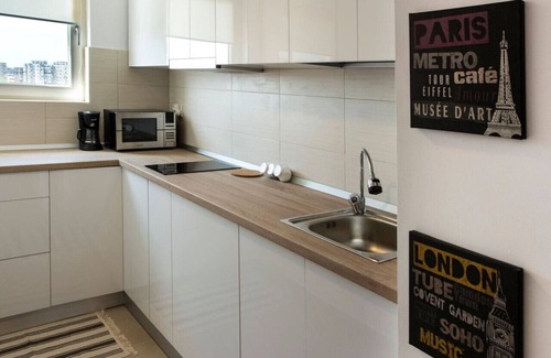 Sector 3 Apartment | Bright Comfy Flat with a beautiful view | steps away from metro & amenities |