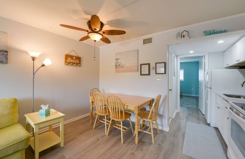 Admiral Estates Condo | Bright Condo Half-Block to Cape May Beach!