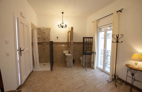 Cuevas Del Almanzora Hotel | BRIGHT CURIOUS ROOMS