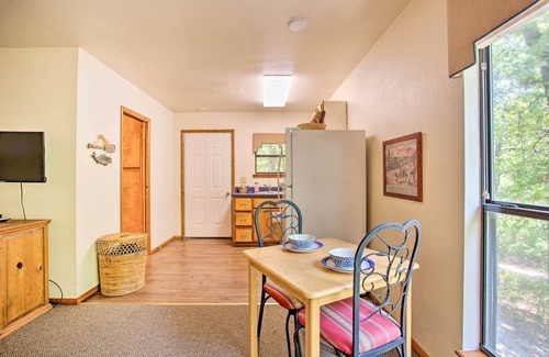 Davis Apartment | Bright Davis Escape w/Screened-In Porch!