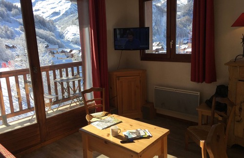 Valloire Apartment | Bright duplex, open view, private pool, ski-in ski-out, near Valloire center