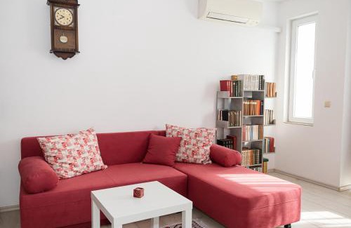 Hristo Botev Apartment | Bright & Elegant 1-BR Flat Near the City Center by Flat Mаnager