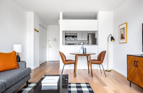 Union Square Apartment | Bright Flatiron 1BR w/Gym, Doorman, near USQ, train, by Blueground