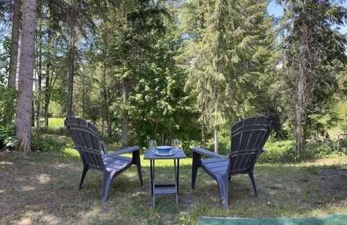 Clearwater House | Bright garden view 2 bedroom suite
