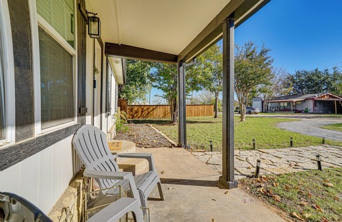 Graford House | Bright Home w/Fire Pit: Near Possum Kingdom Lake!