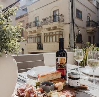 Mellieha House | Bright Mellieha 3bed Townhouse By Homely!