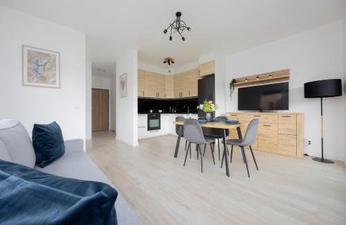 Warsaw Apartment | Bright & Modern Apartment with Balcony in Bemowo District by Noclegi Renters