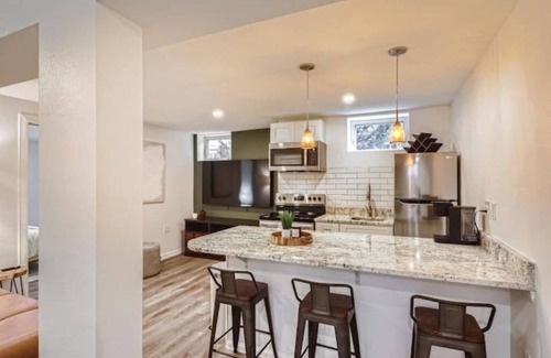 Berkeley House | Bright & modern Berkeley home near everything!