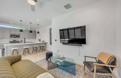 Govalle House | Bright Modern, Boggy Creek | Eastside Urban Dream