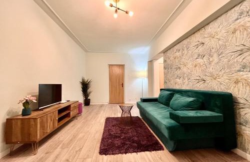 Bucharest Apartment | Bright & Modern Escape Near Tineretului Park