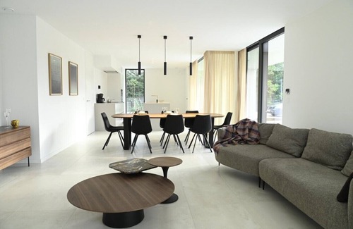 Koksijde Villa | Bright modern villa (8p) surrounded by greenery near the Belgian coast