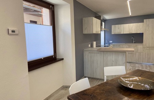 Saint-Pierre Apartment | Bright Newly Renovated Apartment Cir Vda Saint-Pierre 0014