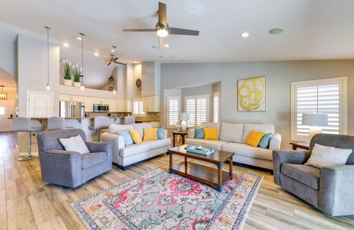 Paradise Valley Village Cottage | Bright North Phoenix Home w/Private Yard + Pool!