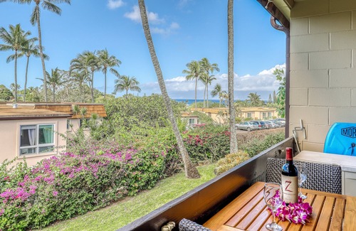 Napili Condo | Bright, Oceanview Condo w/Balcony, Lanai, WiFi, Shared Pool, Grill, Washer/Dryer