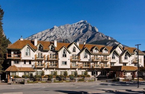 Banff Apartment | Bright & Open Loft King Suite with Mountain Views