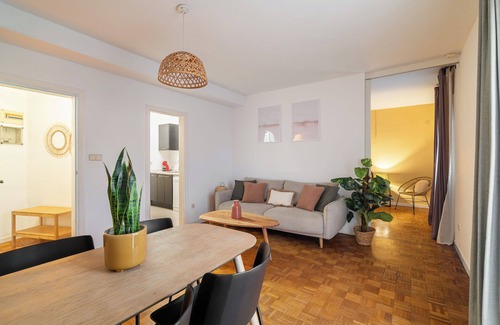 La Sagrada Familia Apartment | Bright penthouse with terrace next to Sagrada Familia