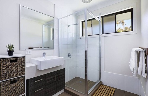 Ashmore House | Bright Private Room in Pleasant Ashmore