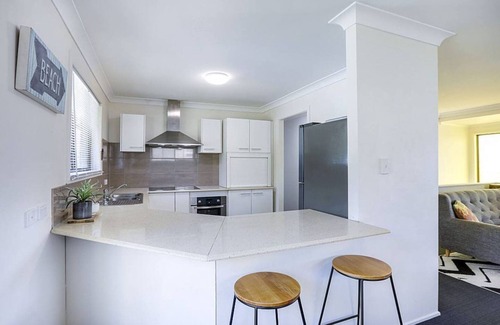 Ashmore House | Bright Private Room in Pleasant Ashmore