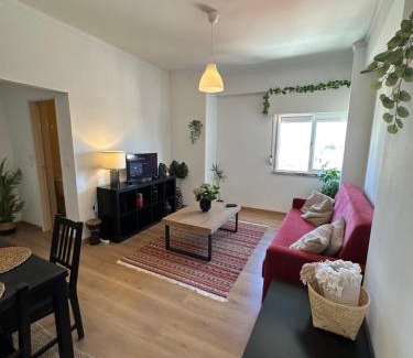 Beato Apartment | Bright spacious 1 bedroom apartment