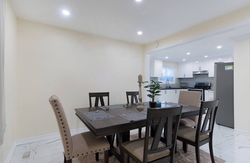 Ajax House | Bright & Spacious 4BR Home | Private Backyard | Near Downtown Toronto