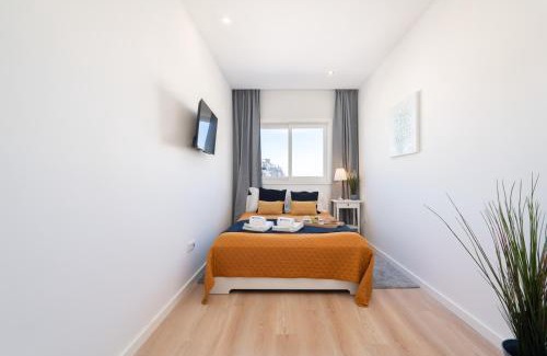 Cedofeita Apartment | Bright & Spacious Retreat with Balcony by HostWise