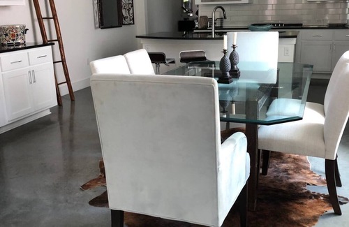 South Manchaca House | Bright Spacious Townhome in trendy 78704