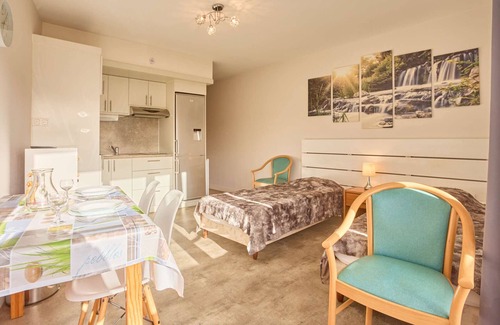 Barbotan-les-Thermes Apartment | Bright studio with south-facing balcony in Barbotan