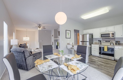 McArdle House | Bright, stylish, clean and close to every convenience!