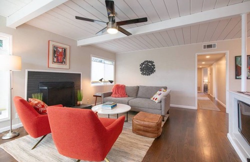 North and East House | Bright, Stylish Home in Central NE Richmond Location, Close to Berkeley